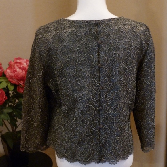 Elegant Top Gray Guipure Lace EUC - Picture 2 of 7